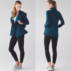 Lululemon Coast Wrap II Jacket - SOFT, LIKE NEW!